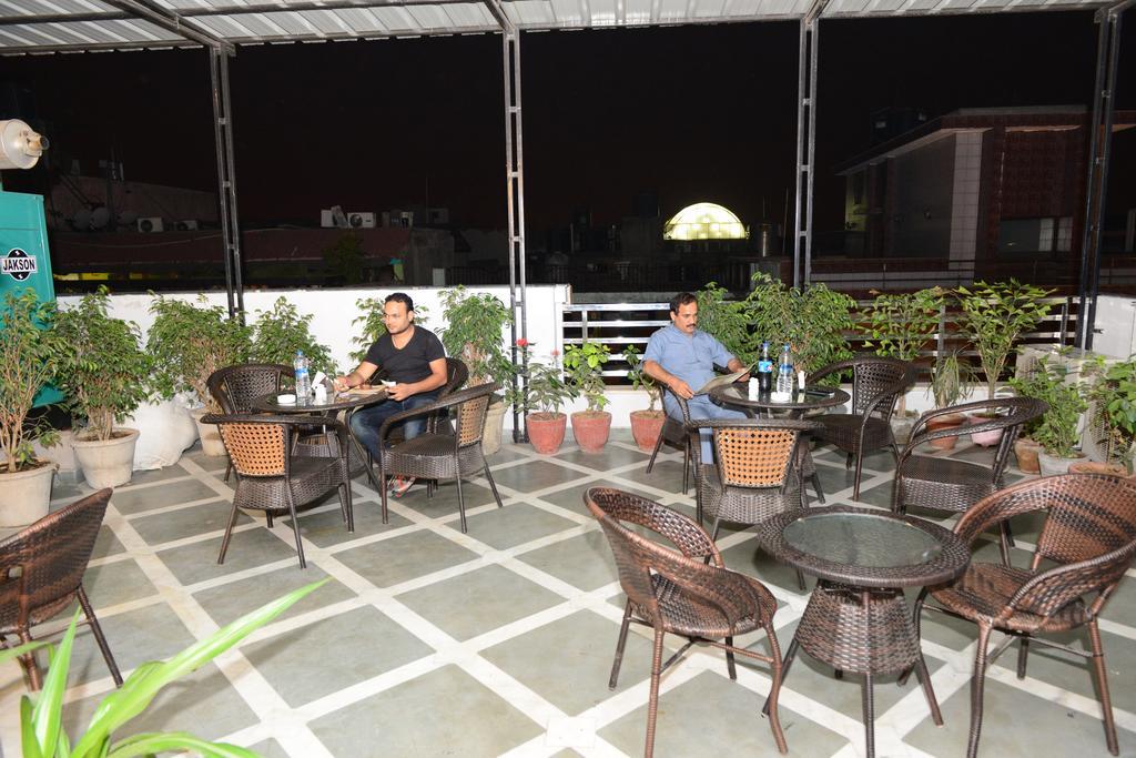 Hotel Cabana @ Pahar Ganj New Delhi Eksteriør billede