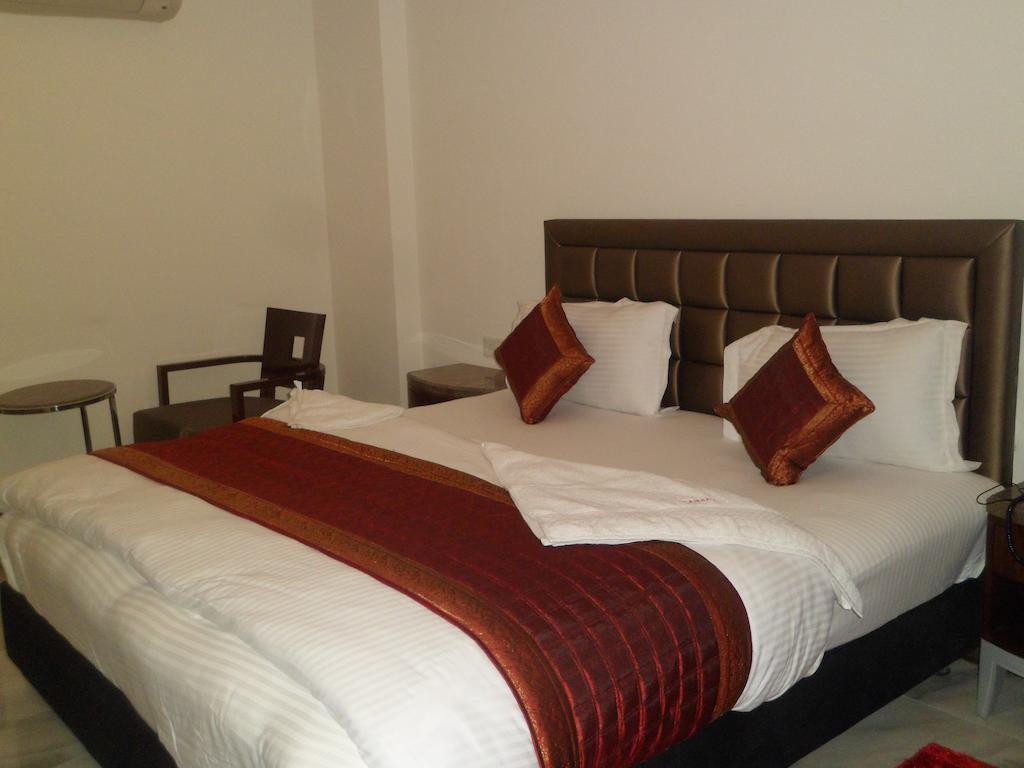 Hotel Cabana @ Pahar Ganj New Delhi Værelse billede