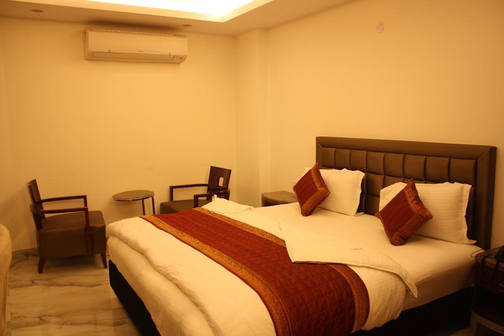 Hotel Cabana @ Pahar Ganj New Delhi Værelse billede
